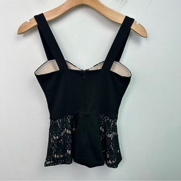 Guess Lace Paneled Bustier Crochet Peplum Sleeveless Top XS black - Picture 4 of 8